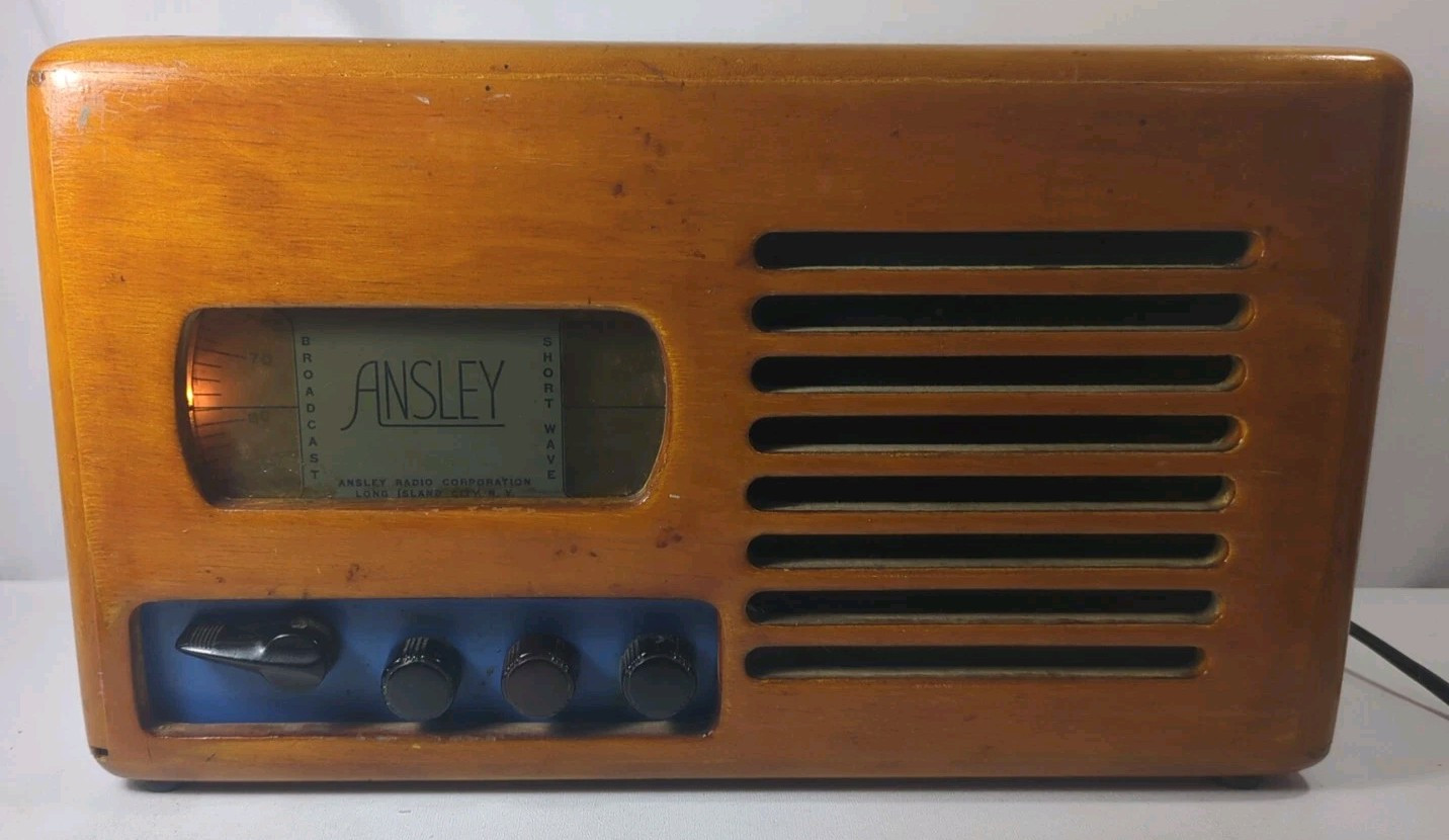 ANTIQUE ANSLEY AM/SHORTWAVE RADIO 1930's LOOKS AND WORKS GREAT SUPER RARE