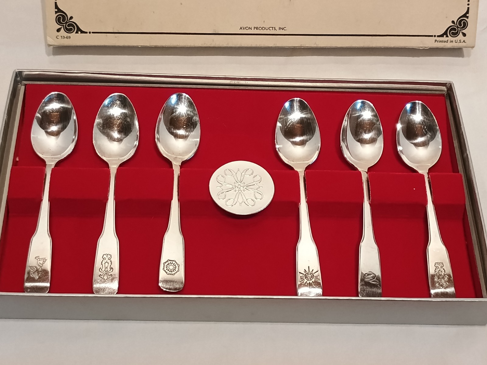 Award Avon Six Triple Silver-Plate Demitasse Spoons International Silver 