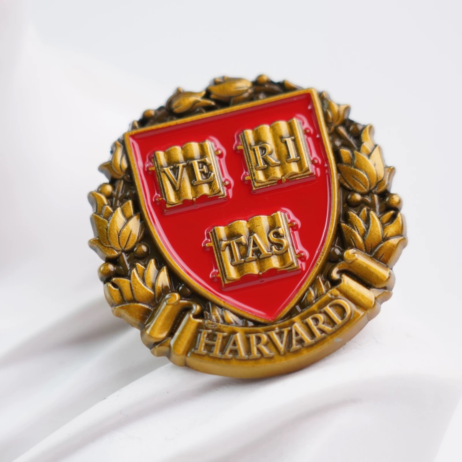 Harvard University Enamel Pin Badge | Harvard Logo Tin Alloy Lapel Pin Harvard University Enamel Pin Badge | Harvard Logo Tin Alloy Lapel Pin