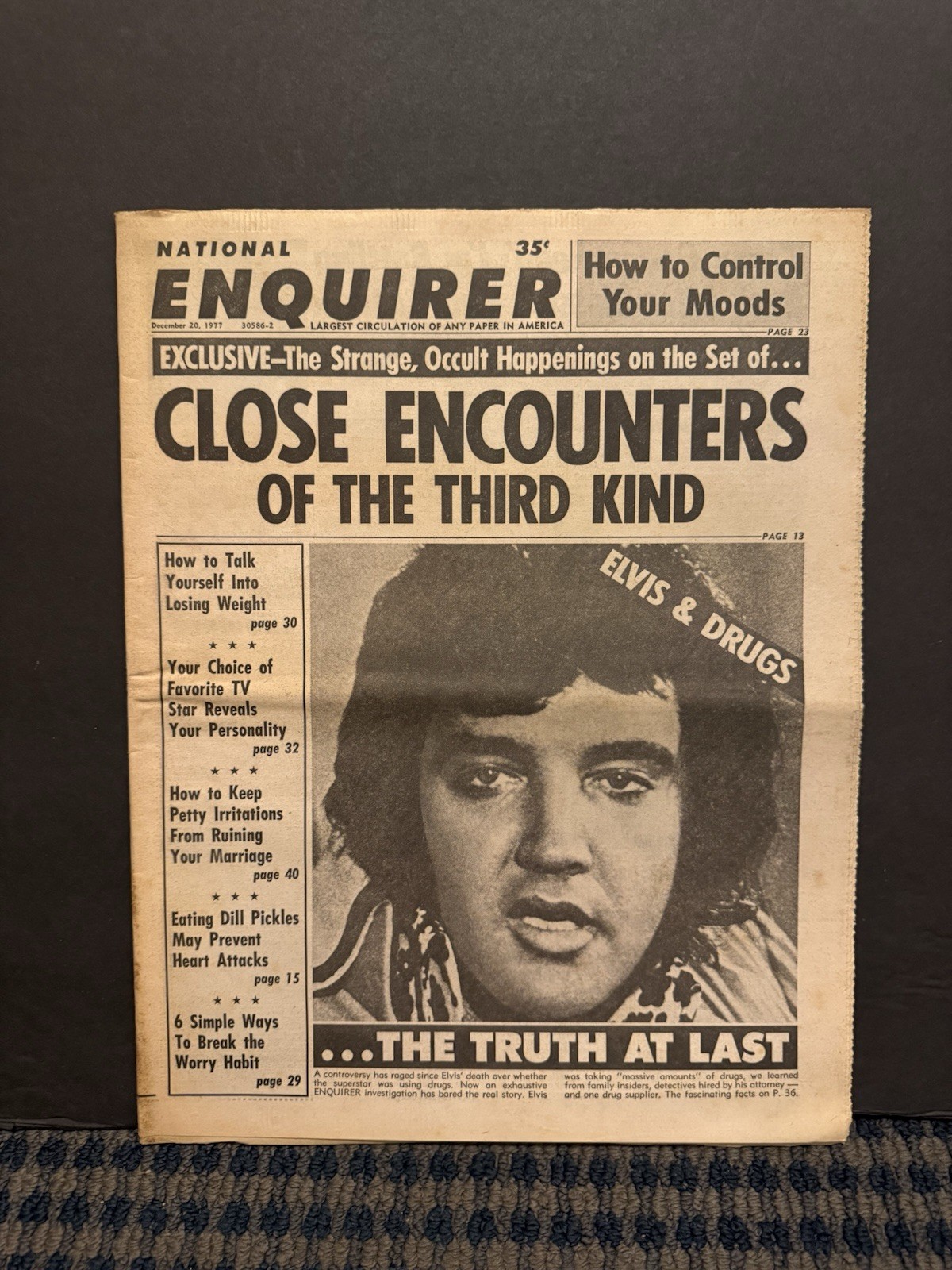 1977 Dec 20th National Enquirer Newspaper, Close Encounters 3rd Kind (VRN10J)-2 1977 Dec 20th National Enquirer Newspaper, Close Encounters 3rd Kind (VRN10J)-2