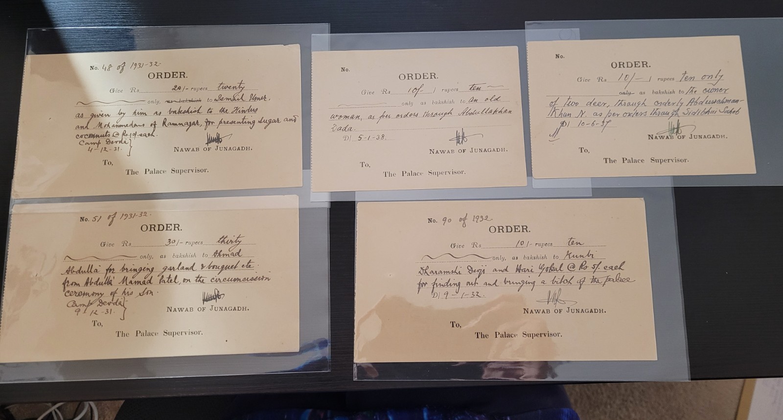 5 Rare Nawab of Junagadh Signed Bakshish Orders 1930s India Princely State Autog