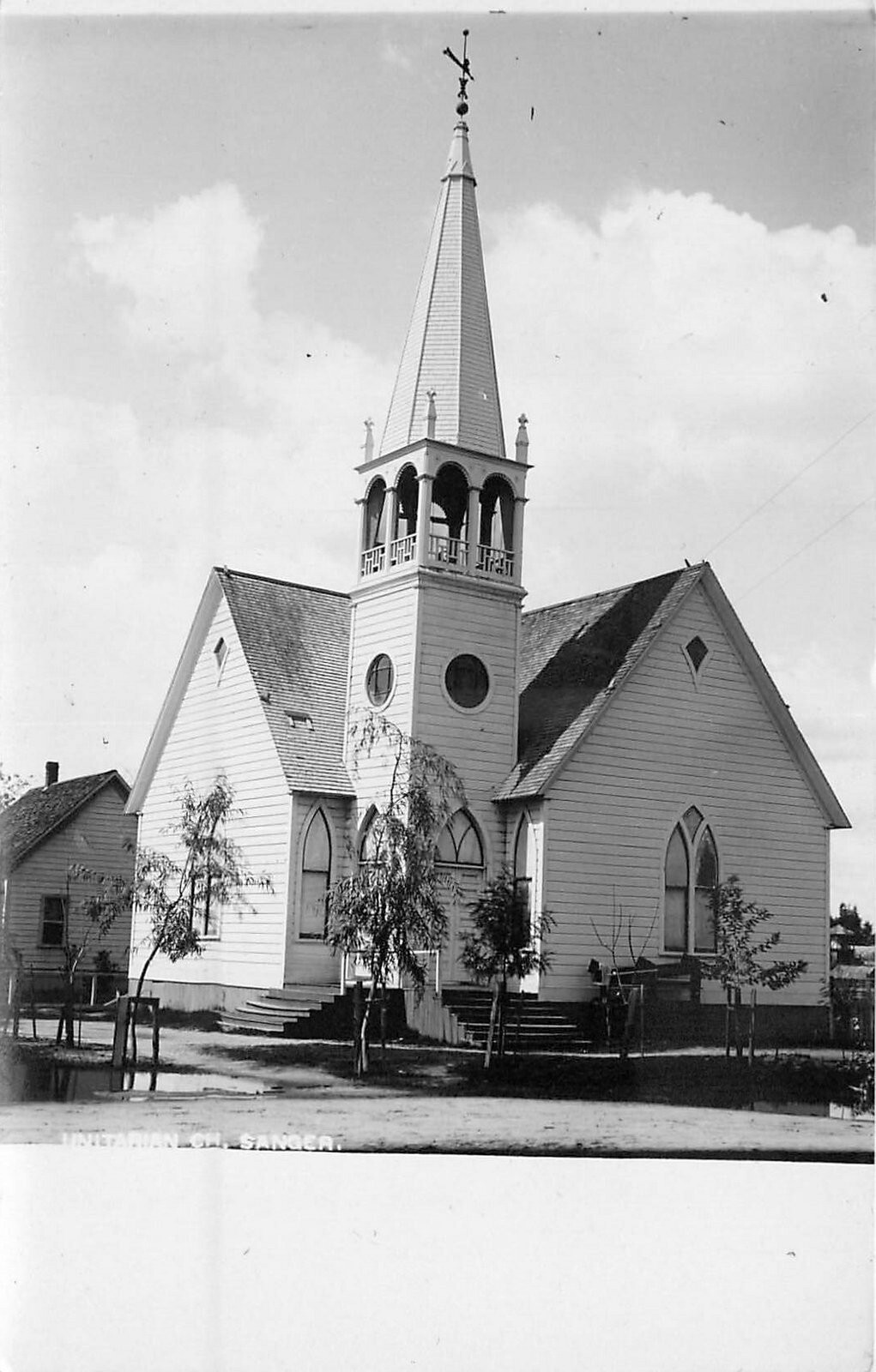 c1910 Sanger California Besaw Unitarian Church Religion Postcard RPPC 25-1277
