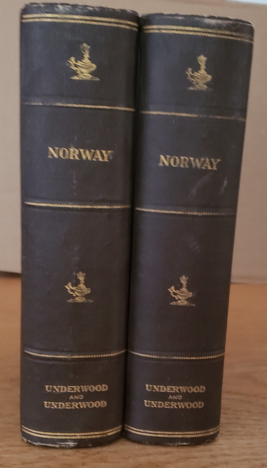Norway Complete 100 Card Boxed Set Norway Complete 100 Card Boxed Set