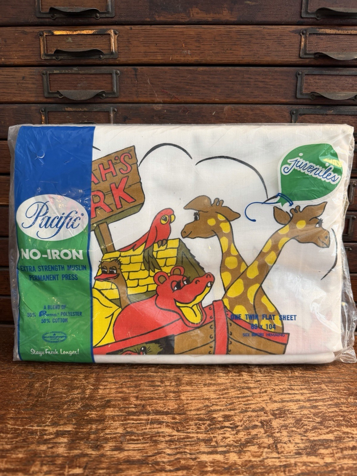 New Vintage Noah’s Ark Pacific Flat Twin Sheet NIP No-Iron Psychedelic Vtg Kids New Vintage Noah’s Ark Pacific Flat Twin Sheet NIP No-Iron Psychedelic Vtg Kids