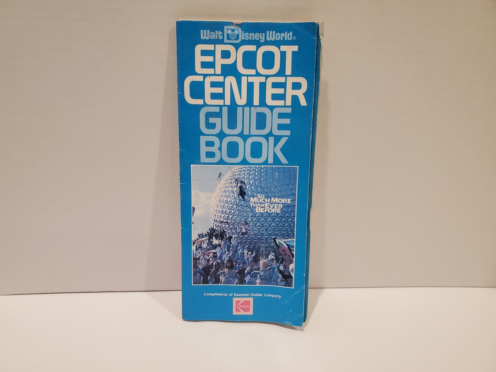 1987 Disney World Epcot Center Guide Book