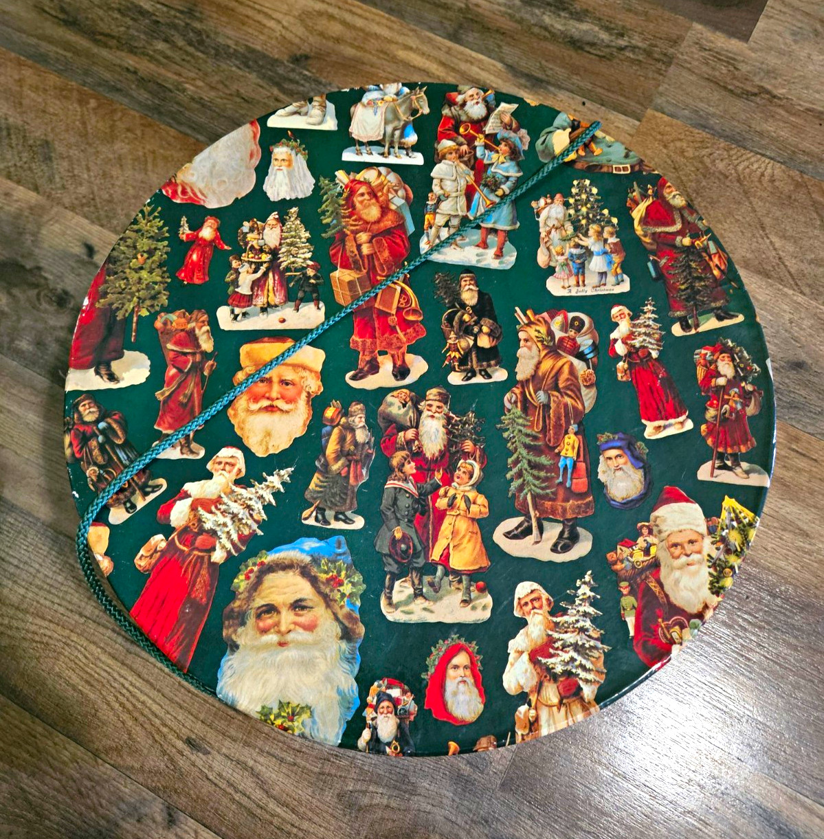 Tri-Coastal Design Round Tin Santa Claus Christmas Storage Box with Lid