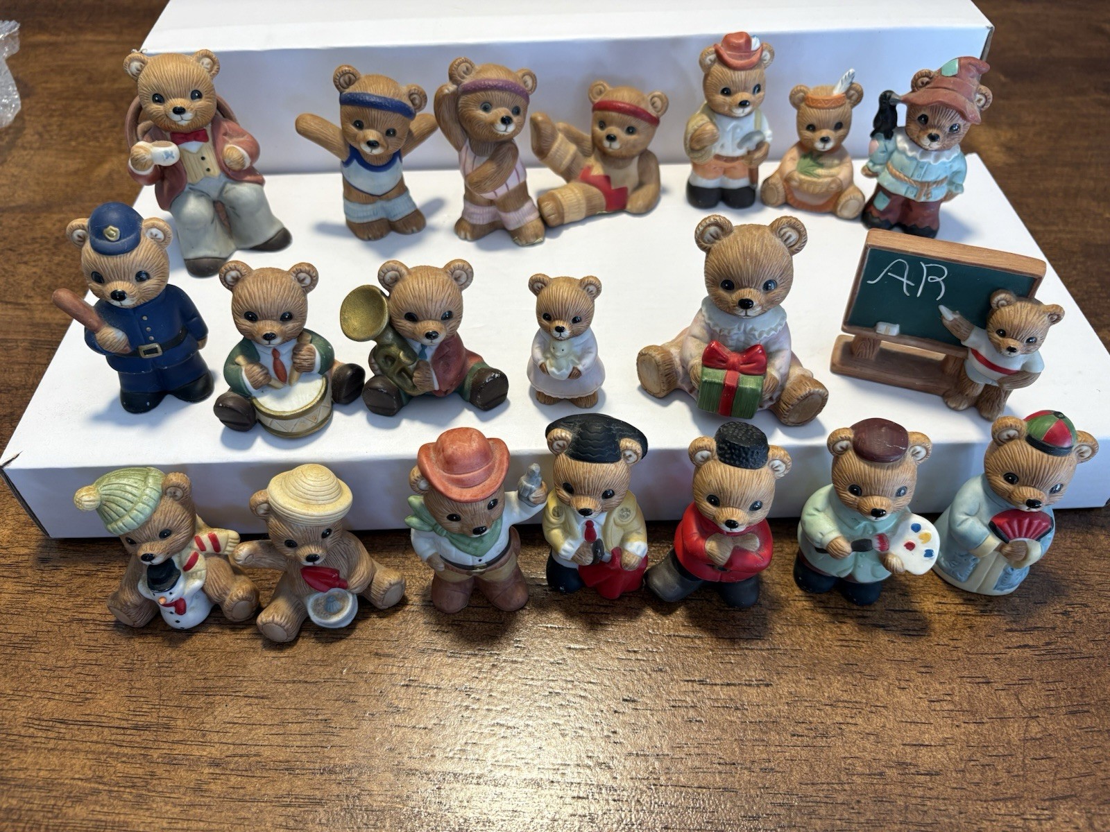 20 Homco Bear Asst Figurines Calendar, Workout, Musicians & More. 20 Homco Bear Asst Figurines Calendar, Workout, Musicians & More.