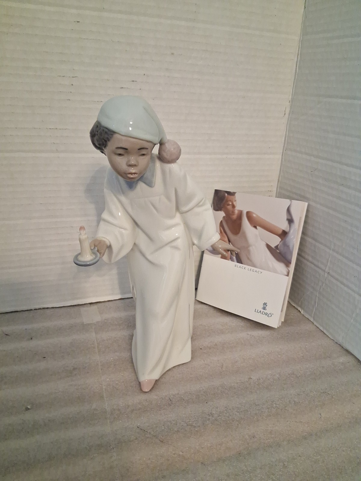 Lladro #6462 Black Legacy Who's There W/box. Approx 9 Inches Tall