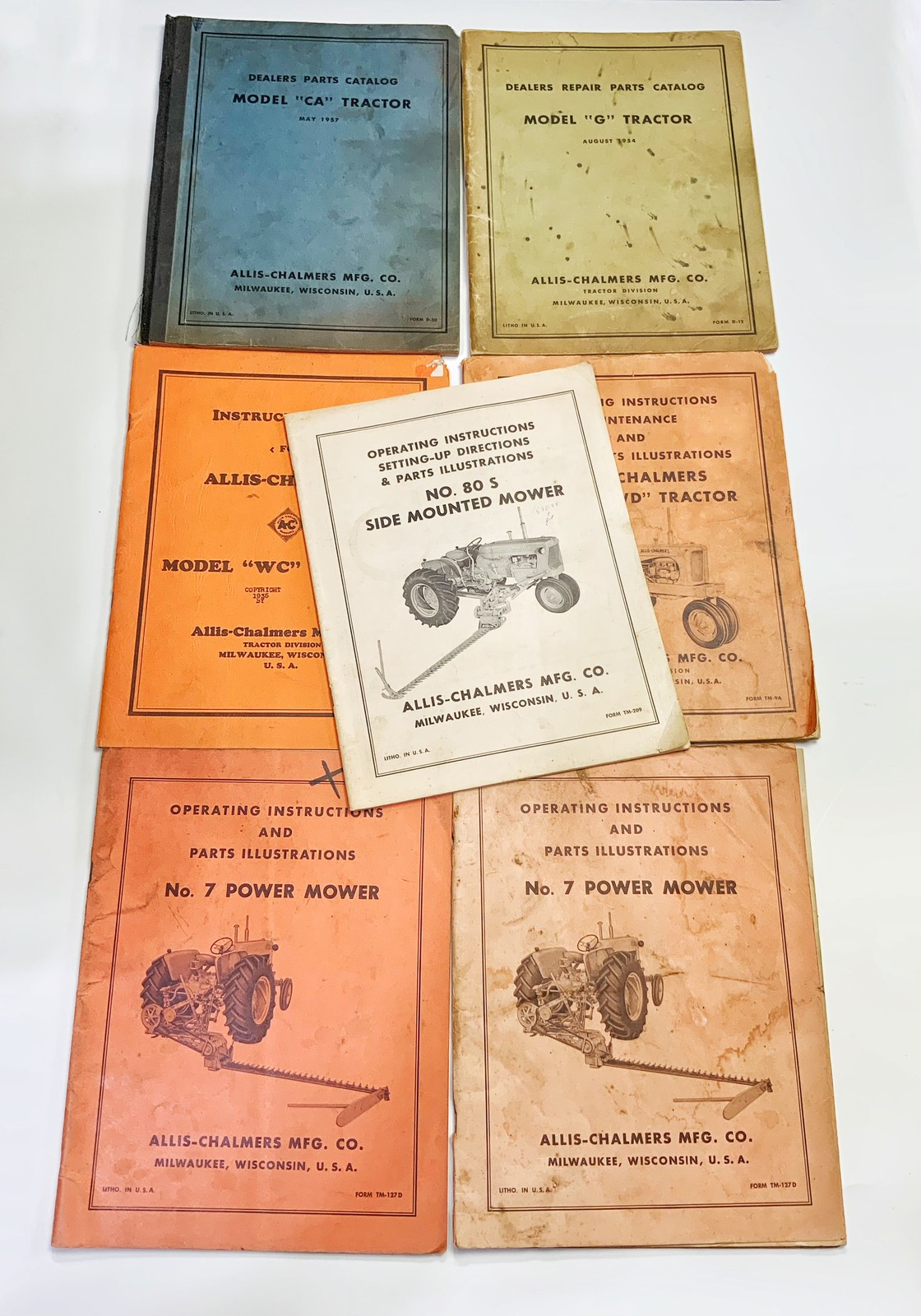 7 vintage Allis Chalmers tractor instruction Dealers repair & parts catalogs