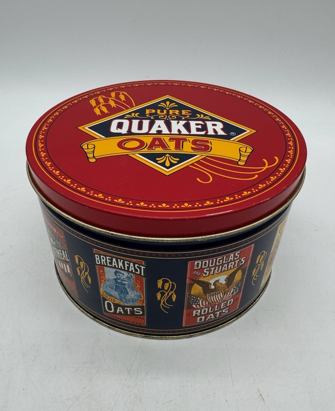 Vintage 1983 Quaker Oats Tin Limited Edition Round Storage GREAT CONDITION
