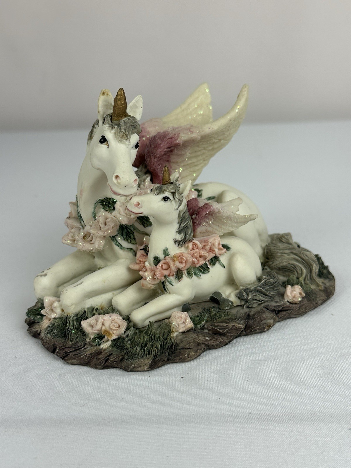 Vintage Winged Unicorn Mare & Foal Resin Figurine Pink Roses Fantasy Decor Vintage Winged Unicorn Mare & Foal Resin Figurine Pink Roses Fantasy Decor