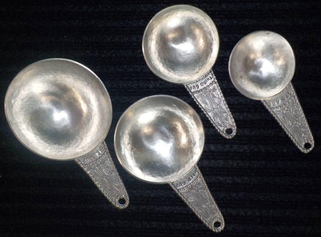 Crosby & Taylor Pewter Bamboo Motif 4 pc Measuring Cup Set 1 c, 1/2c, 1/3c, 1/4c Crosby & Taylor Pewter Bamboo Motif 4 pc Measuring Cup Set 1 c, 1/2c, 1/3c, 1/4c