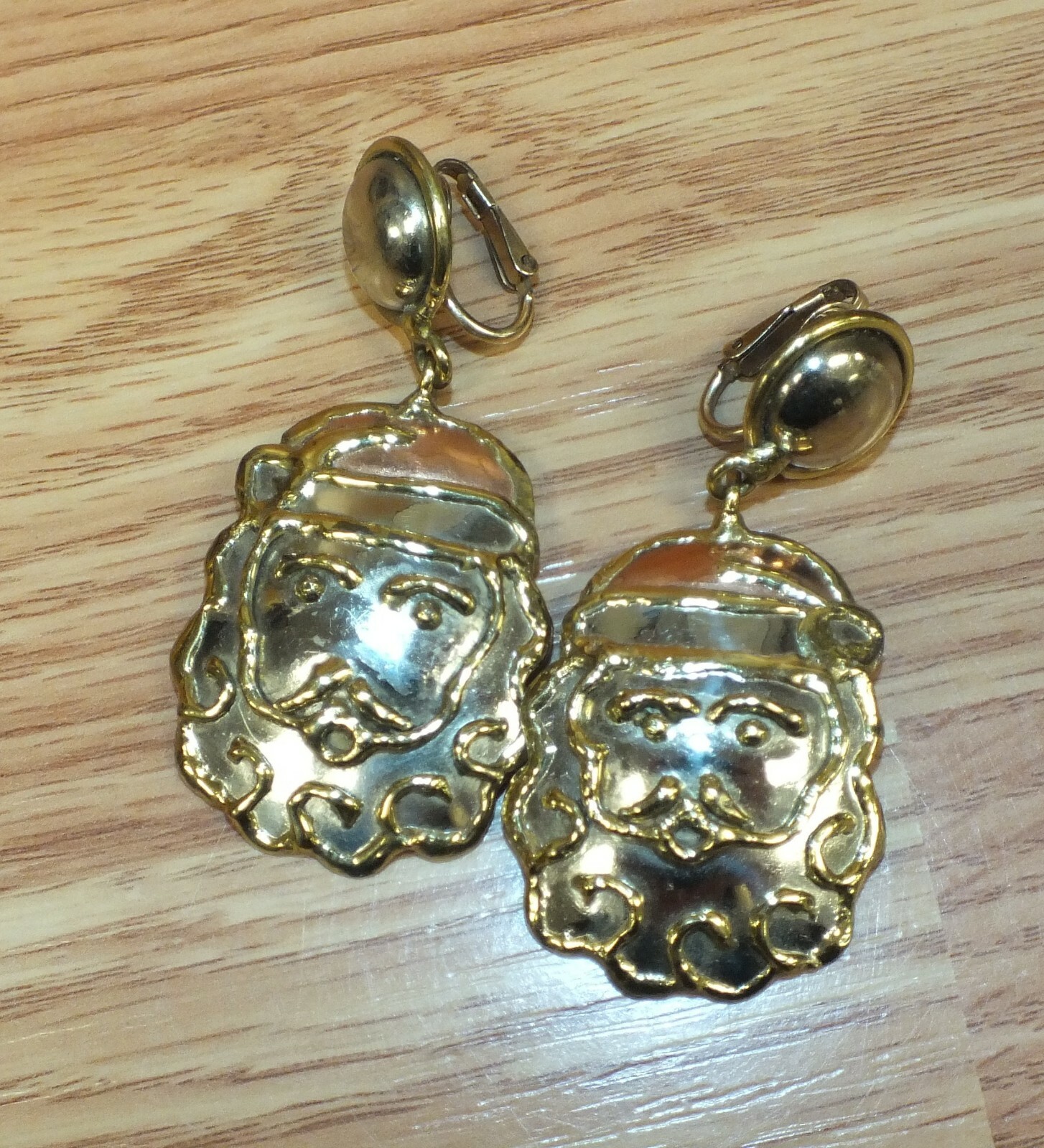 Vintage Multi Metal Santa Clause Dange Earrings with 1/20 14K Clip on Back 