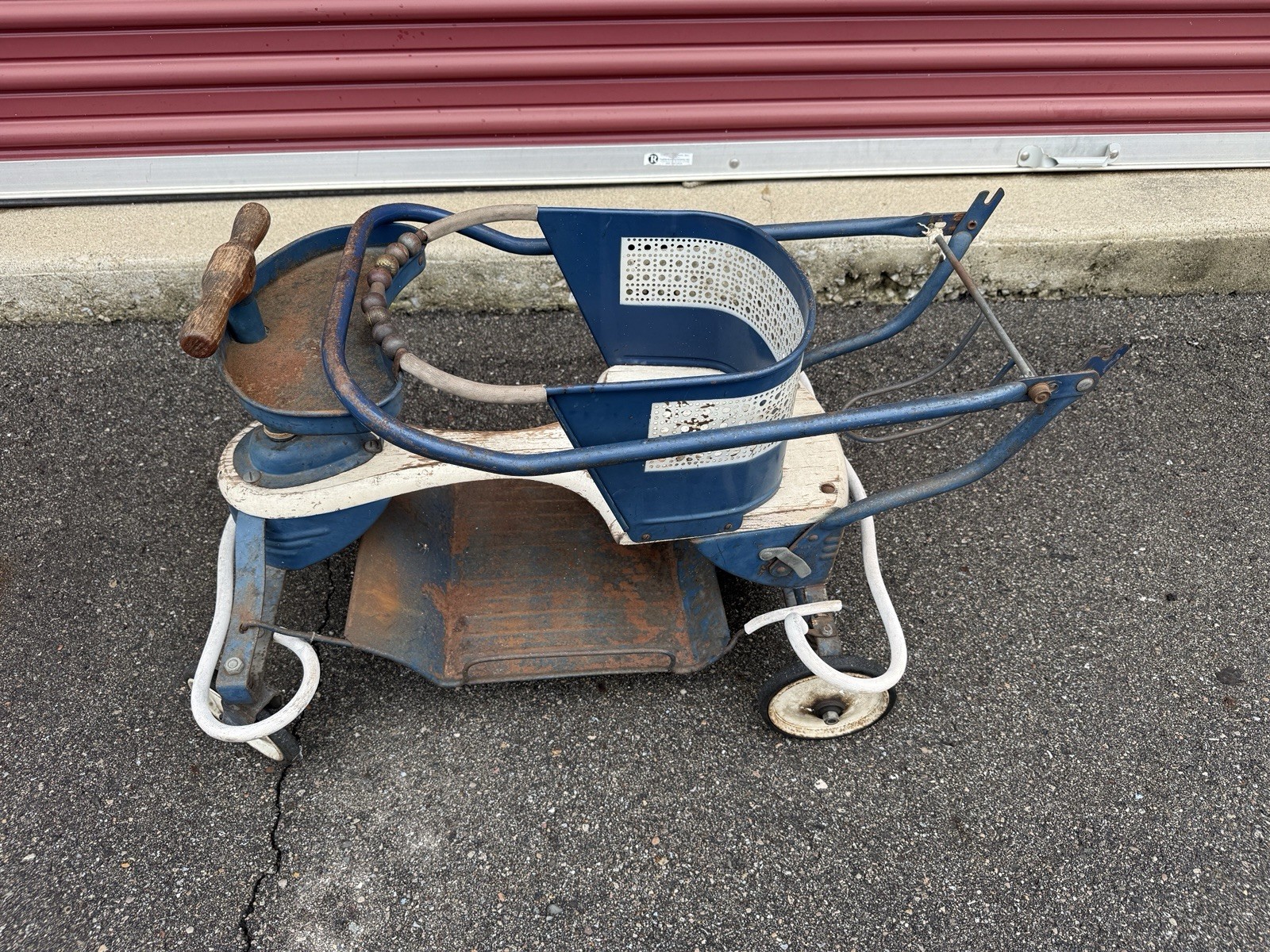 💙Vintage 1950s Genuine Taylor-Tot Baby Walker And Stroller Teal Blue & White