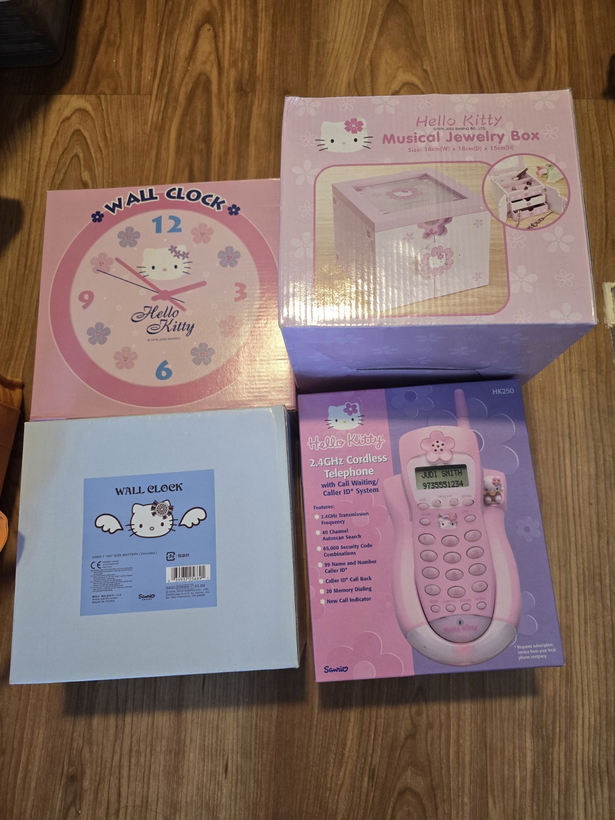 vintage hello kitty and friends sanrio Clock Phone Jewelry Box ~send offers~ vintage hello kitty and friends sanrio Clock Phone Jewelry Box ~send offers~