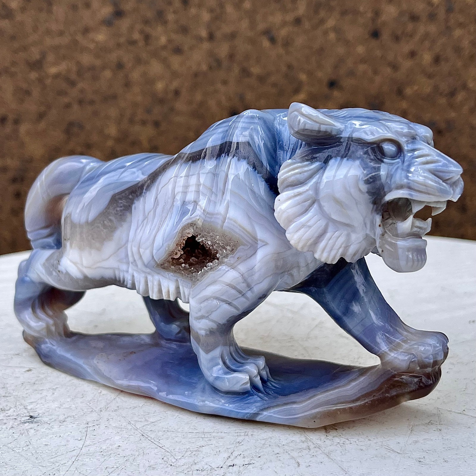 1.13LB  High quality crystal cave agate tiger shaped carved specimen