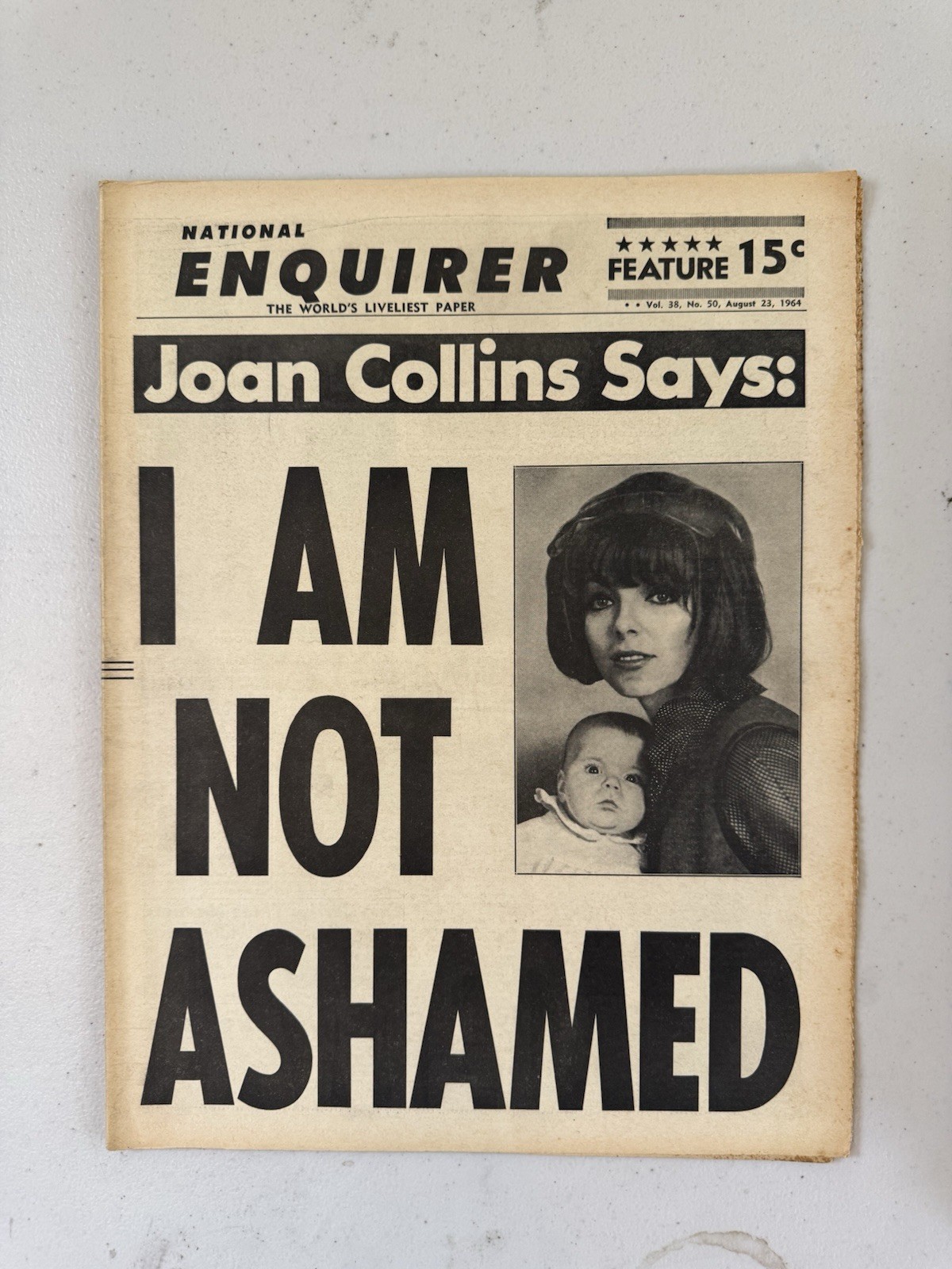 1964 August 23rd National Enquirer Newspaper, Joan Collins (VRN7)