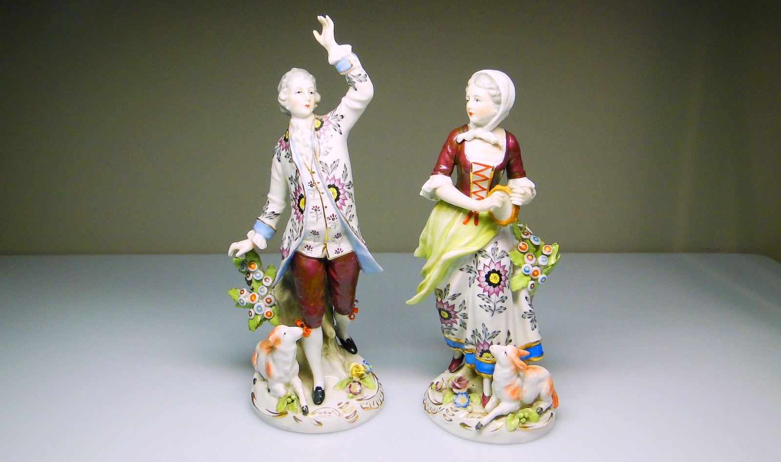 Antique Chelsea Gold Anchor Figurines Woman & Man Fine Porcelain Pair Germany Antique Chelsea Gold Anchor Figurines Woman & Man Fine Porcelain Pair Germany