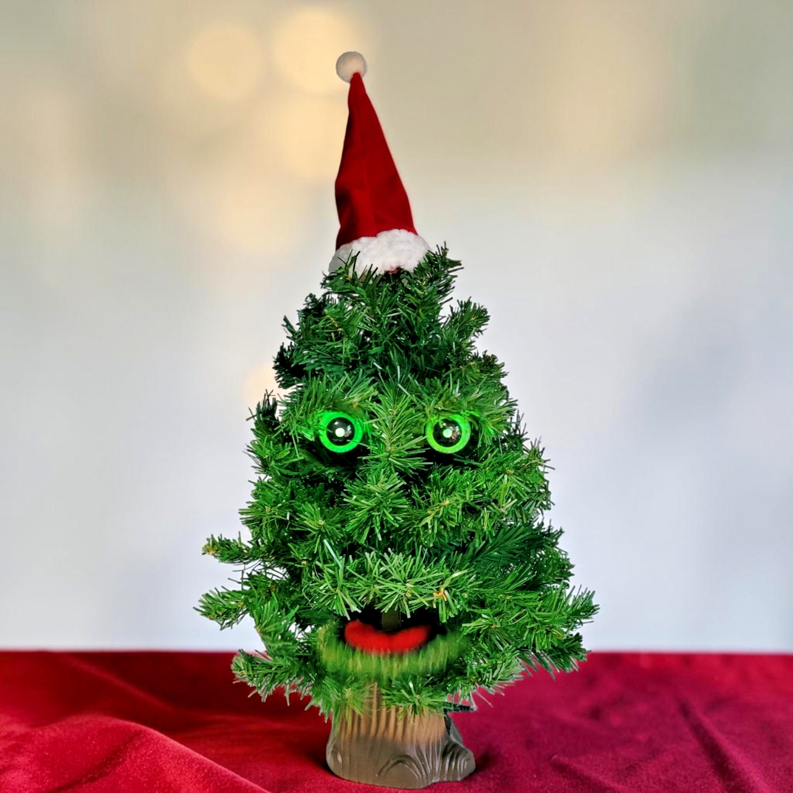 Vintage 1996 Gemmy Douglas Fir Talking Tree Animated Singing Christmas Tree 2ft