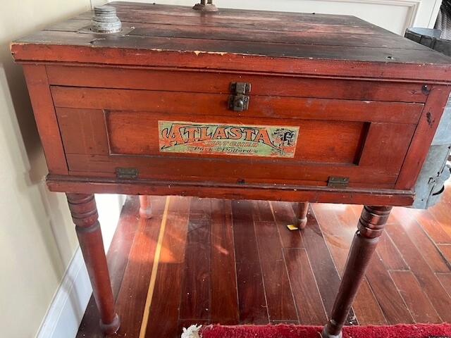 Antique Egg Incubator Chicken Farmhouse Cabin Farm Agricultural Advertising NICE Antique Egg Incubator Chicken Farmhouse Cabin Farm Agricultural Advertising NICE