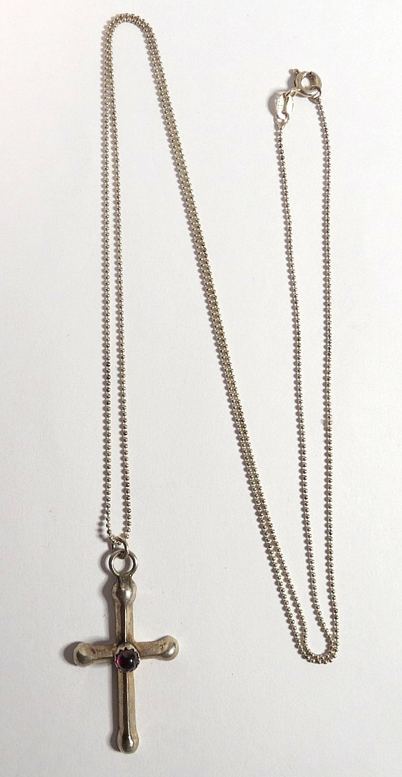 VTG 925 STERLING SILVER PURPLE STONE CROSS PENDANT NECKLACE CHAIN 30 VTG 925 STERLING SILVER PURPLE STONE CROSS PENDANT NECKLACE CHAIN 30