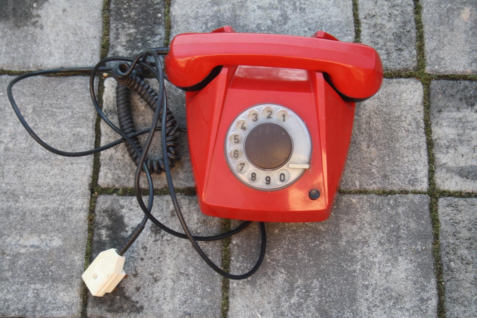 Rare Vintage Rotary Telephone Tesla Made in Czechoslovakia,Stropkov1985,rare,red Rare Vintage Rotary Telephone Tesla Made in Czechoslovakia,Stropkov1985,rare,red