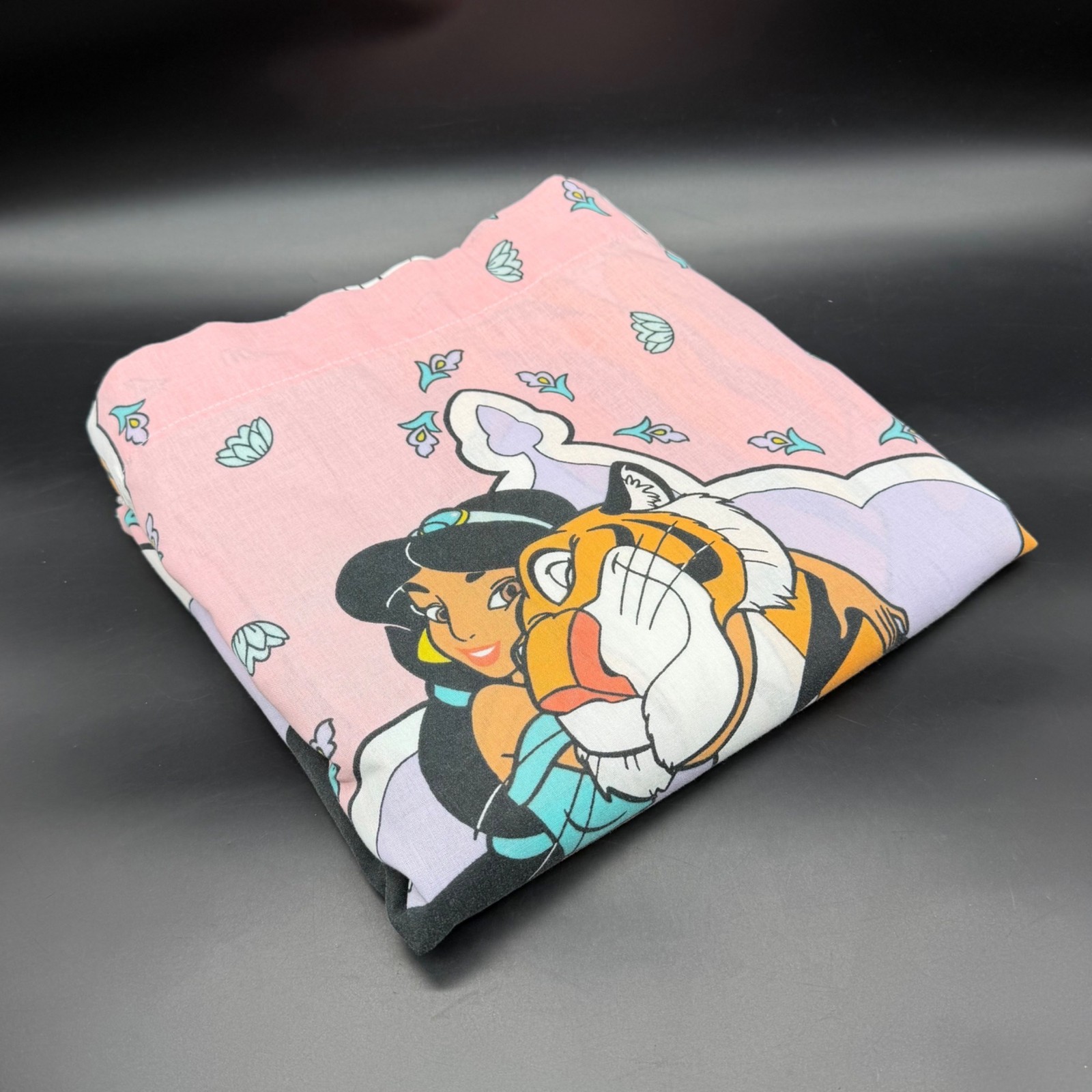 Vintage Disney Aladdin Jasmine Rajah Tiger Twin Flat Sheet 1990s USA Pink Purple