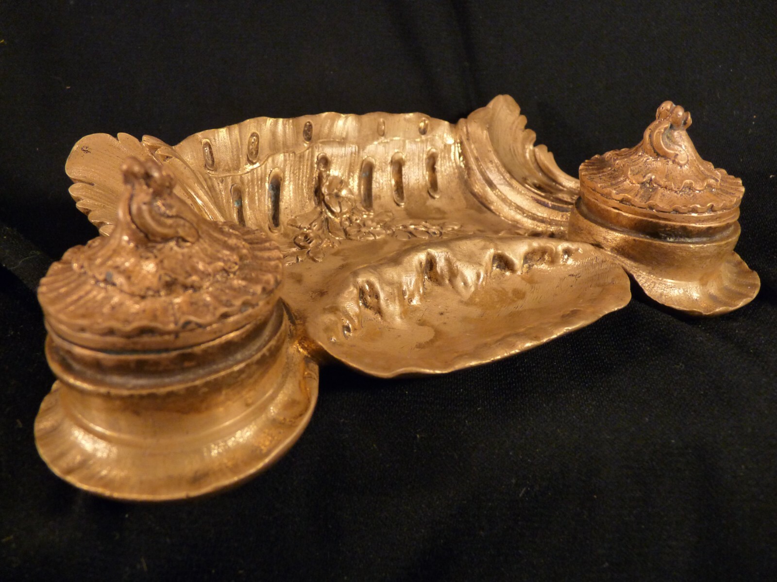 Antique 19th Century Gilt Antique Dore Bronze Inkwell France Signed H.L. Rare Antique 19th Century Gilt Antique Dore Bronze Inkwell France Signed H.L. Rare