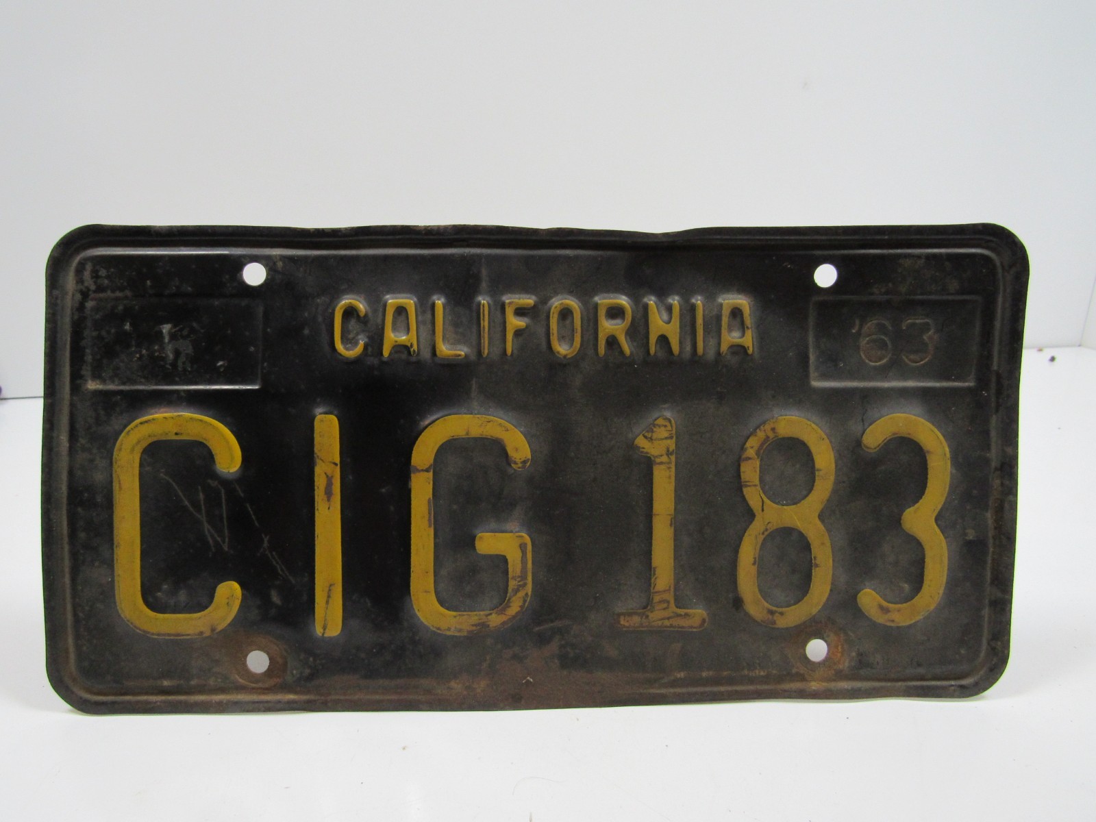 Vintage 1963 Black and Yellow California License Plate CIG 183 #FQA-10