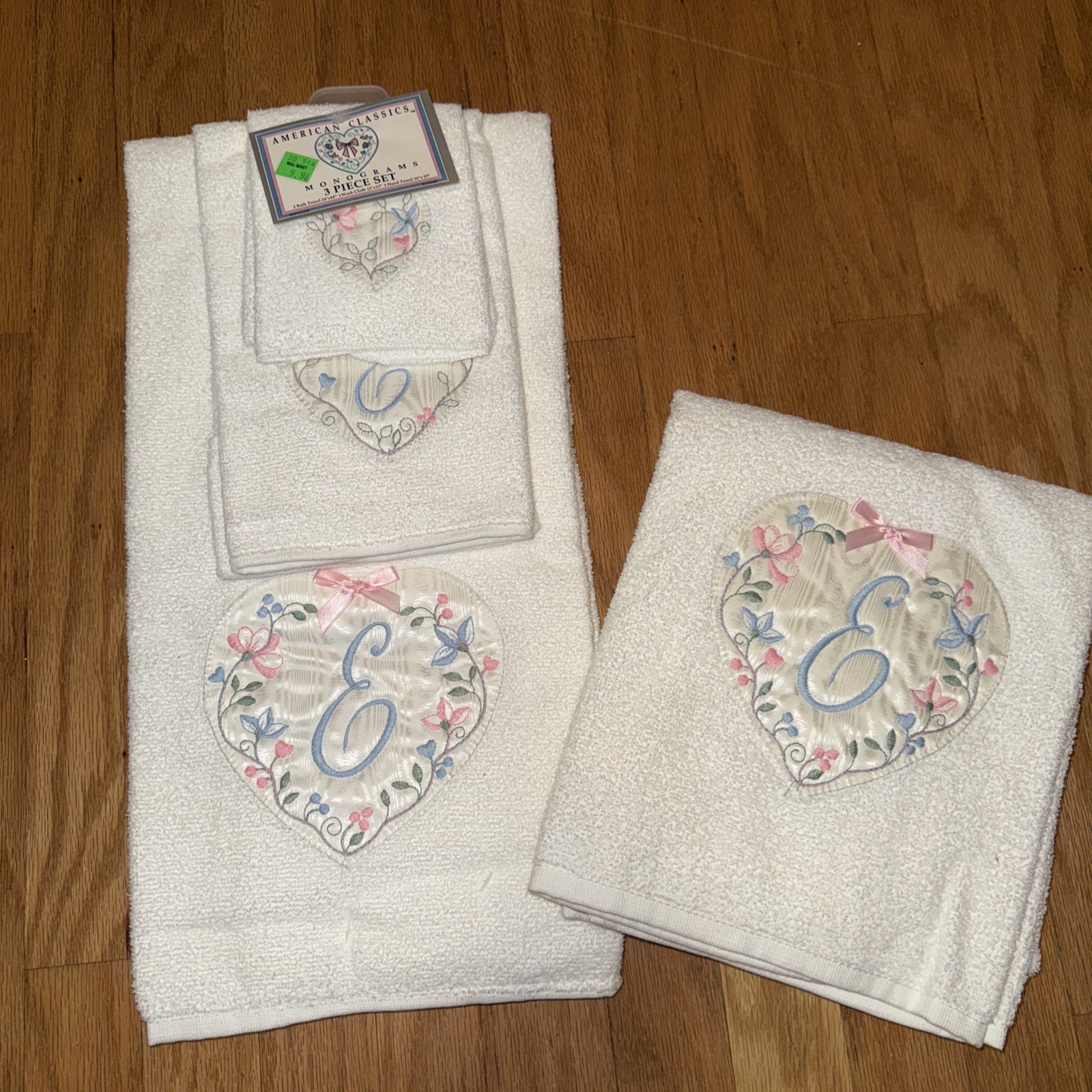 Vintage E Monogrammed 2 Bath Towels 1 Hand Towel 1 Cloth Floral White NWT