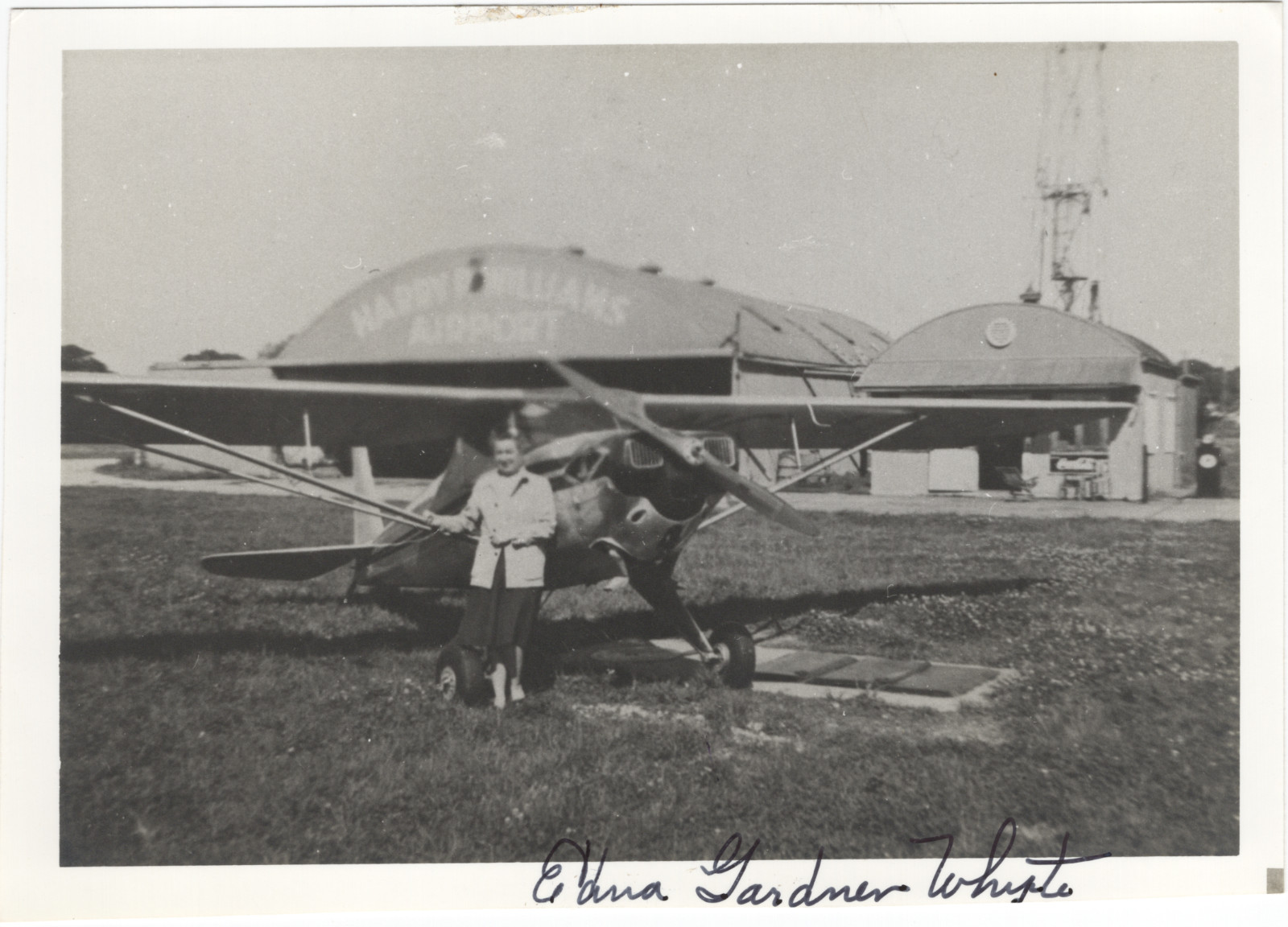 Edna Gardner Whyte Signed Photo, Aviatrix, Harry Williams Airport 5x7 Edna Gardner Whyte Signed Photo, Aviatrix, Harry Williams Airport 5x7
