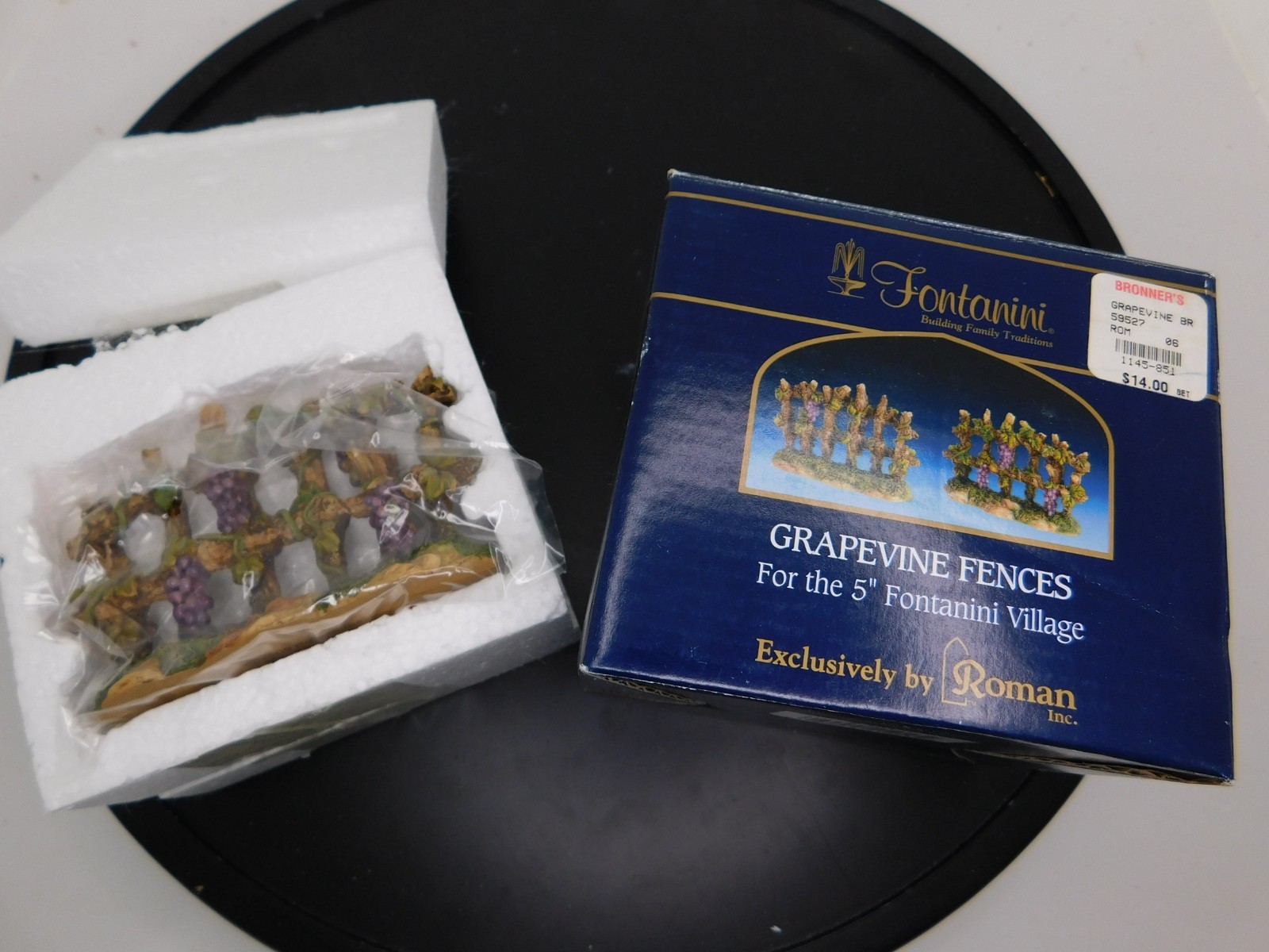 NIB Fontanini Heirloom Nativity 5\