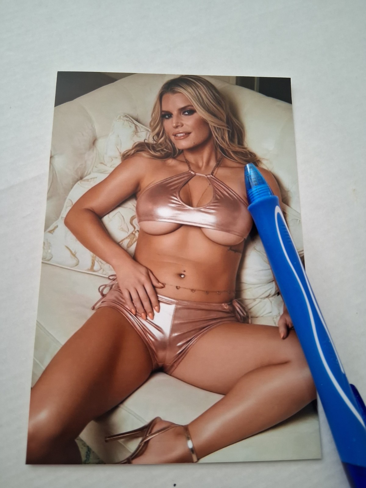 JESSICA SIMPSON BEAUTIFUL ACTRESS,  SINGER, 4X6 MATTE COLOR PHOTO