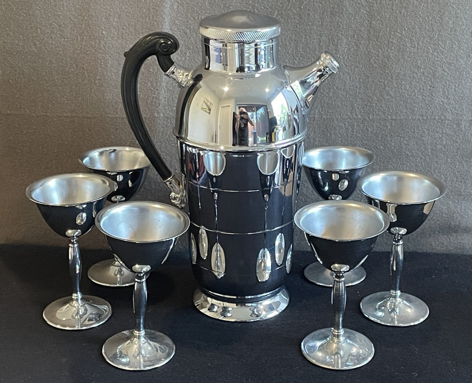 Farber Brothers Krome Kraft Cocktail Shaker, 6 Goblets, Bakelite ,30's-40's Farber Brothers Krome Kraft Cocktail Shaker, 6 Goblets, Bakelite ,30's-40's