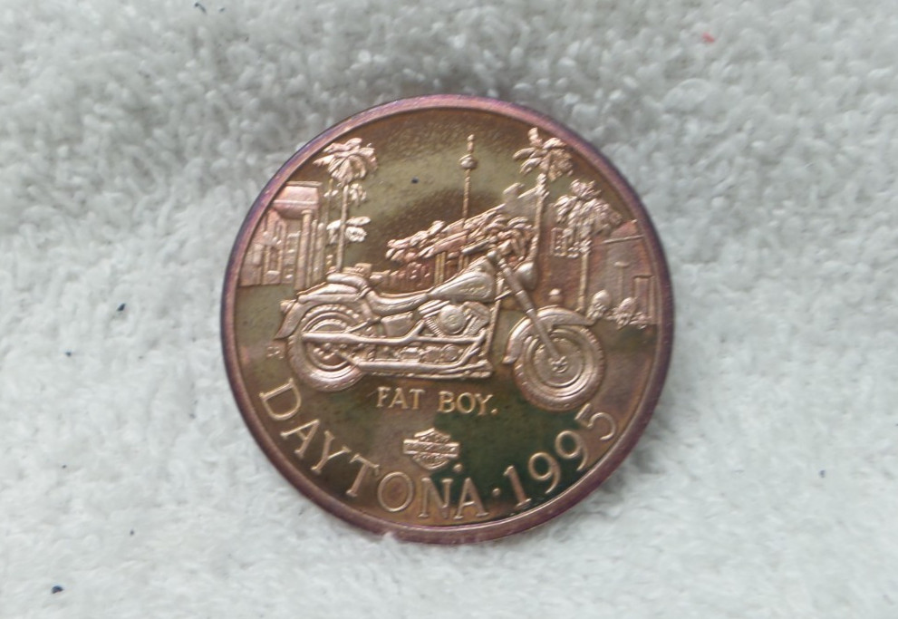 1995 Harley Davidson DAYTONA .999 Silver Fat Boy Commemorative Coin 1995 Harley Davidson DAYTONA .999 Silver Fat Boy Commemorative Coin