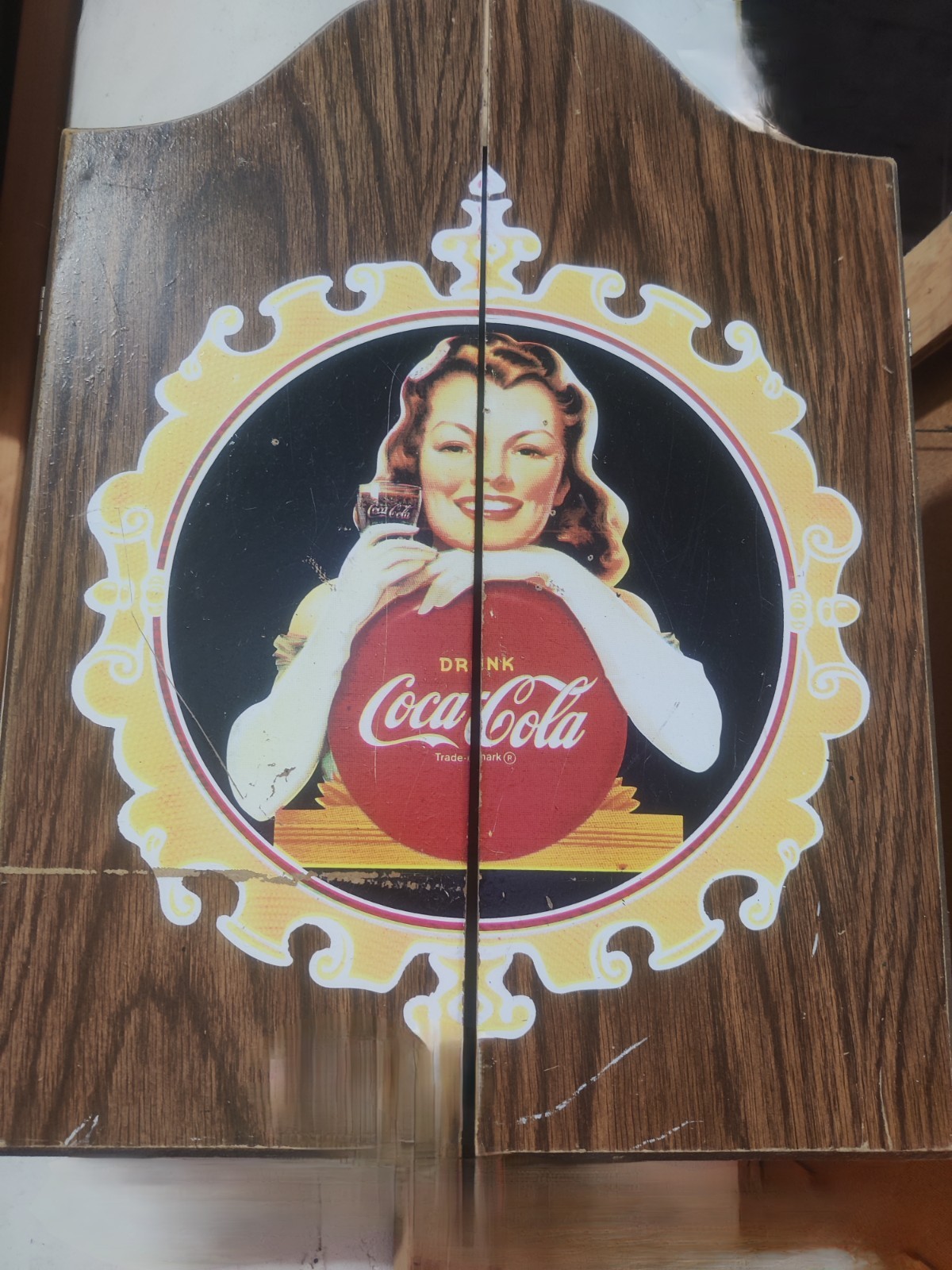 Vintage Coca Cola Dartboard In Cabinet Vintage Coca Cola Dartboard In Cabinet