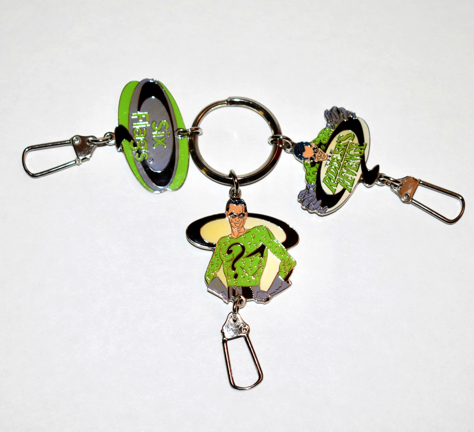 RARE Vintage 1998 RIDDLER'S REVENGE 3-Charm SIX FLAGS Key Ring Fob UNUSED