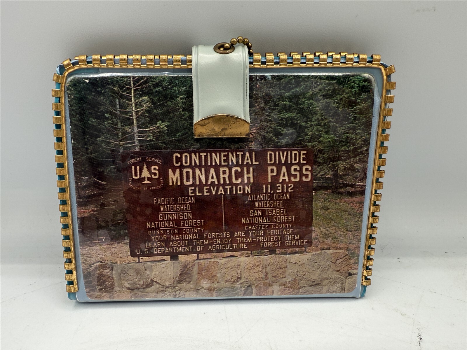 VINTAGE CONTINENTAL DIVIDE MONARCH PASS WALLET W/ COMB MIRROR CHANGE POUCH VINTAGE CONTINENTAL DIVIDE MONARCH PASS WALLET W/ COMB MIRROR CHANGE POUCH