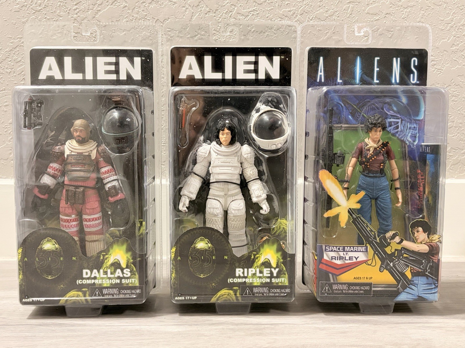 NECA Alien Space Marine Lt Ellen, Ripley's & Dallas Compression Suit Lot NIP
