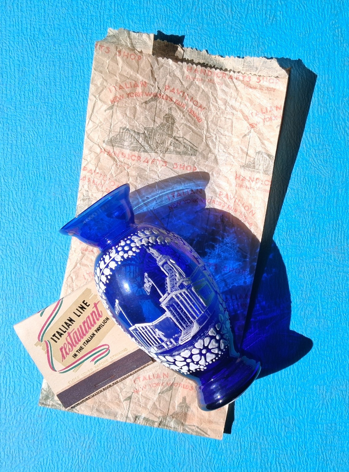*RARE 1939 New York World's Fair Italian Pavilion Cobalt Blue Vase, Bag, Matches *RARE 1939 New York World's Fair Italian Pavilion Cobalt Blue Vase, Bag, Matches