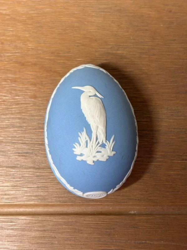 Vintage 1978 Stork Egg-shaped Trinket Dish - Wedgwood Blue Jasperware