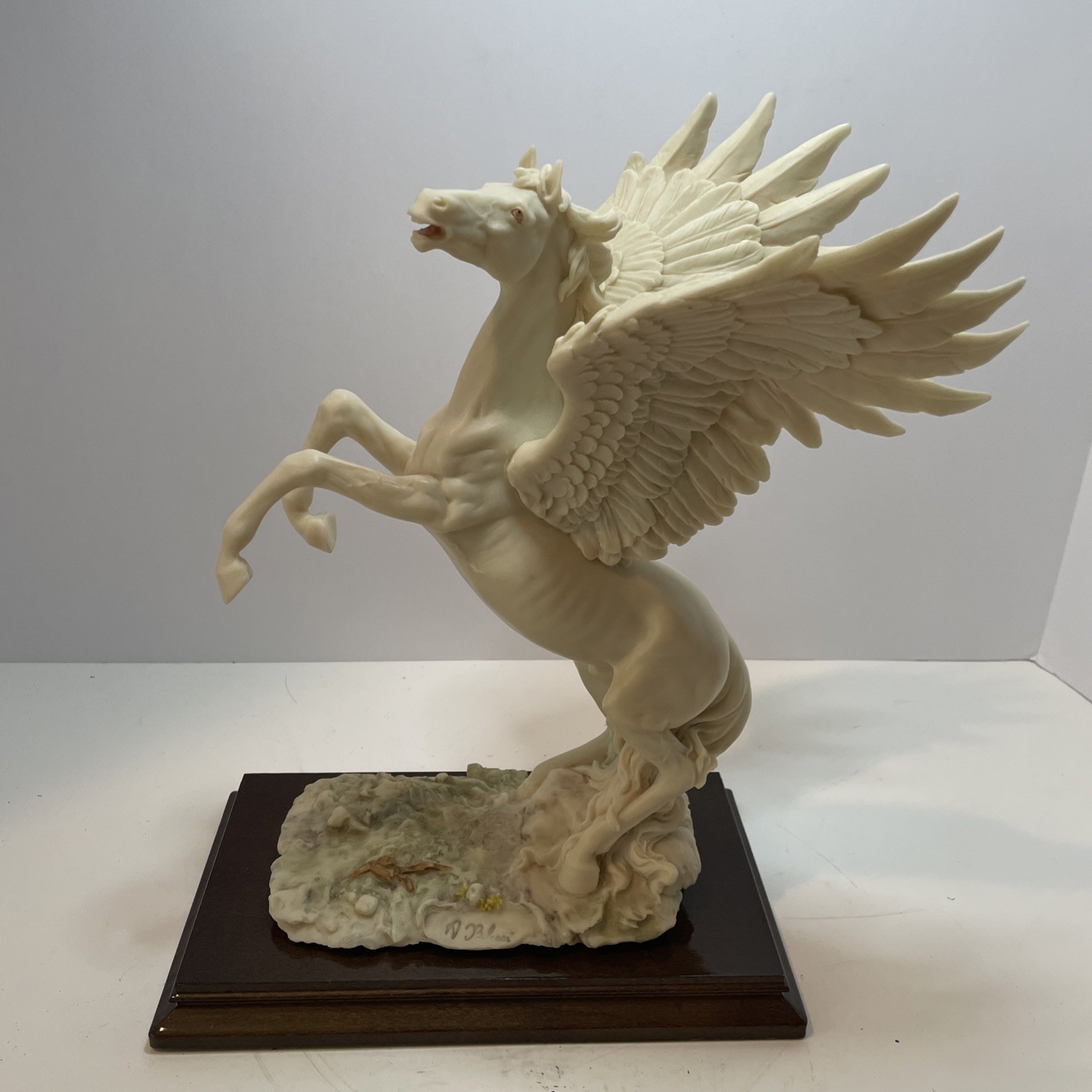 Auro A Belcari Pegasus Resin Sculpture Dear 1987 Italy on base