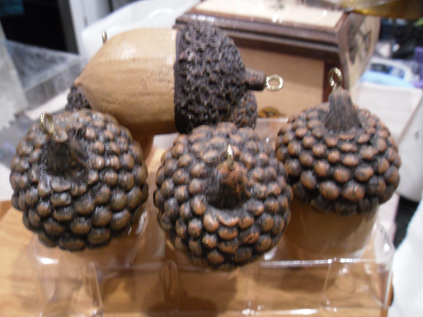 Rustic Country Shatterproof Acorn Ornaments Set Of 6 Hobby Lobby NWOT Christmas Rustic Country Shatterproof Acorn Ornaments Set Of 6 Hobby Lobby NWOT Christmas