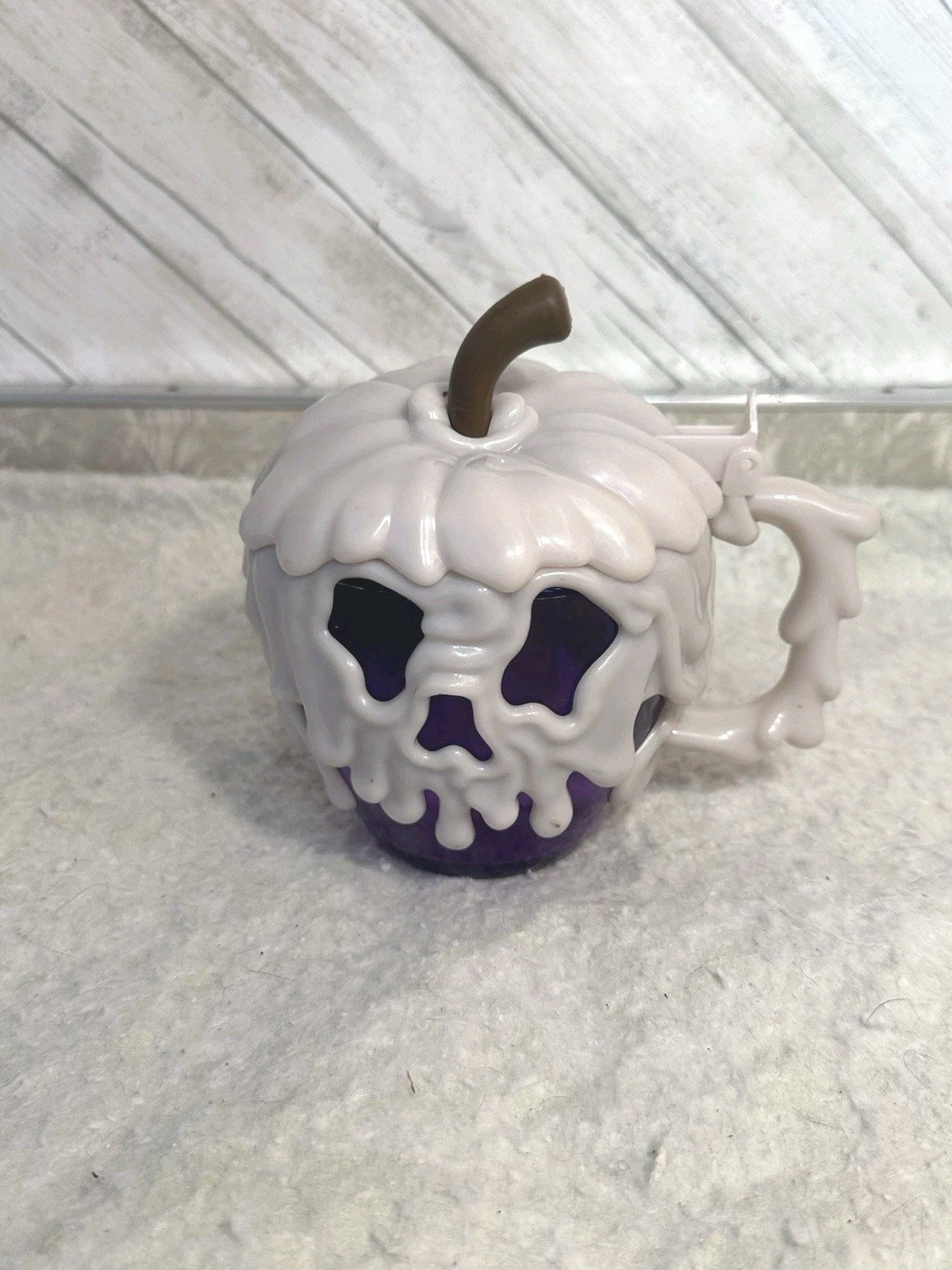 Purple Poison Apple Stein Mug Cup Disney Parks Halloween Glow In Dark Snow White