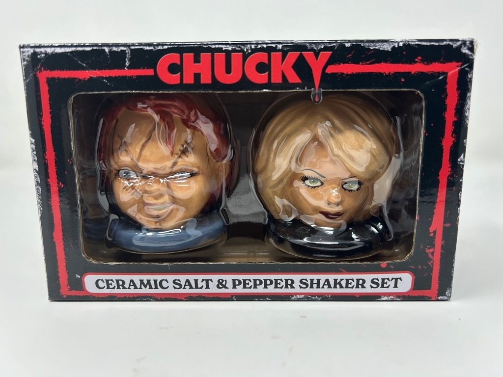 Chucky & Tiffany Salt and Pepper Shaker Set Child\'s Play Horror Movie Chucky & Tiffany Salt and Pepper Shaker Set Child\'s Play Horror Movie