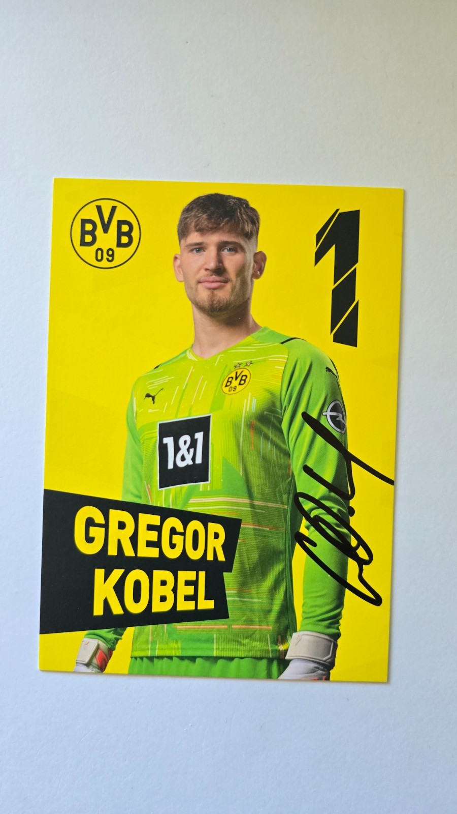 Gregor Kobel, Switzerland, Borussia Dortmund, World Cup Participants 2026, Original Autograph Gregor Kobel, Switzerland, Borussia Dortmund, World Cup Participants 2026, Original Autograph