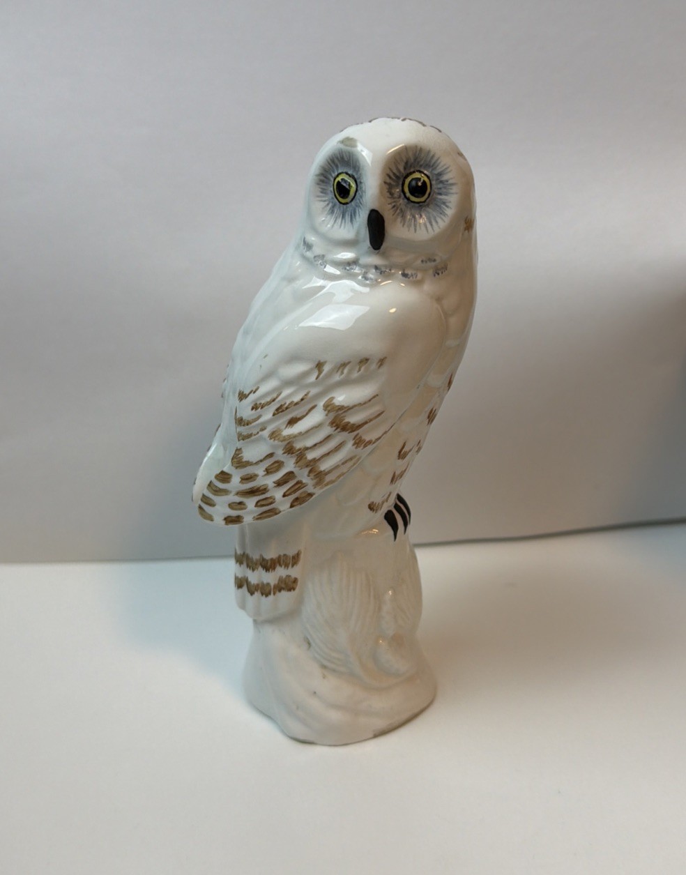Crown Staffordshire England Snowy Owl B Linley Adams Hand Painted Bone China Crown Staffordshire England Snowy Owl B Linley Adams Hand Painted Bone China