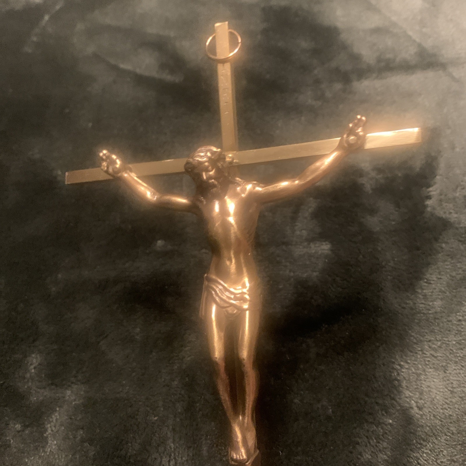 Vintage Solid Brass Wall Hanging Jesus on The Cross Crucifix 10.” Vintage Solid Brass Wall Hanging Jesus on The Cross Crucifix 10.”