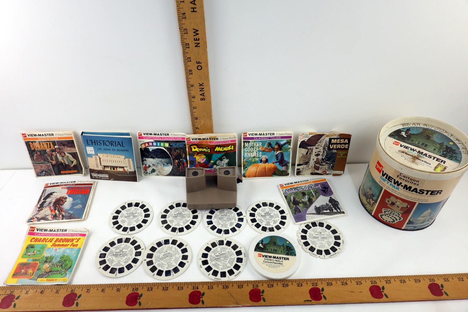 Vintage View Master Reels w/ Canister, Viewer Cartoons Sights History Lot READ