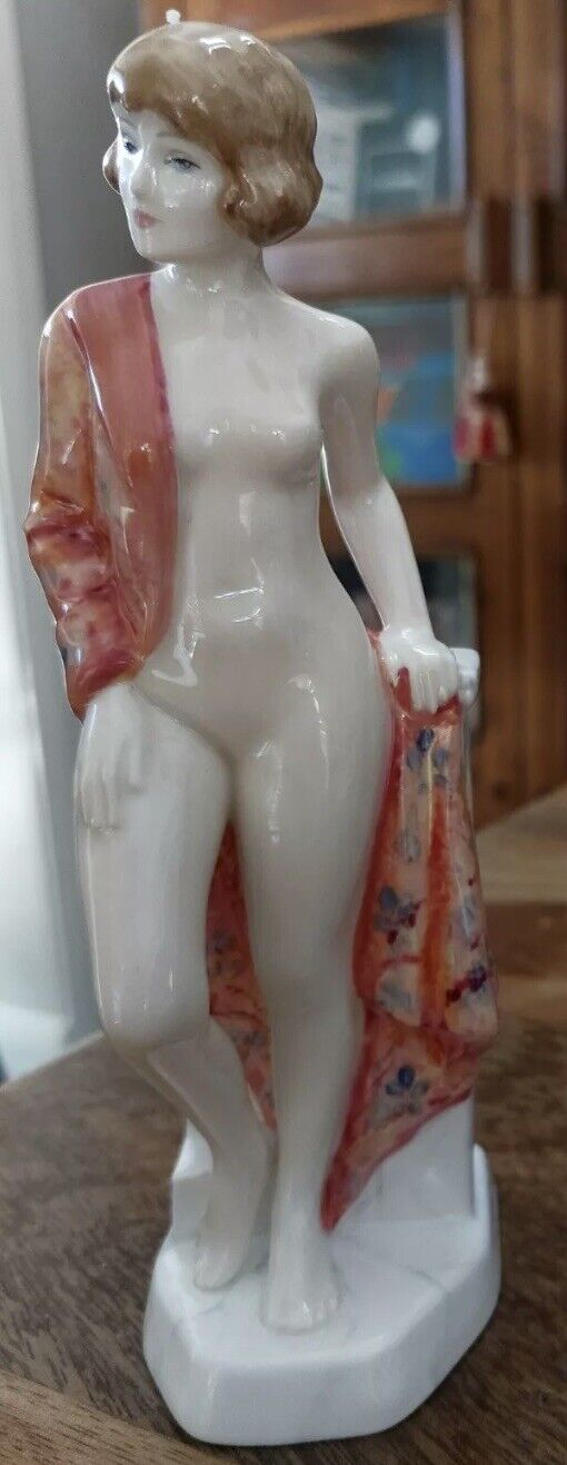 Royal Doulton Rare Figurine Florence HN4960 \